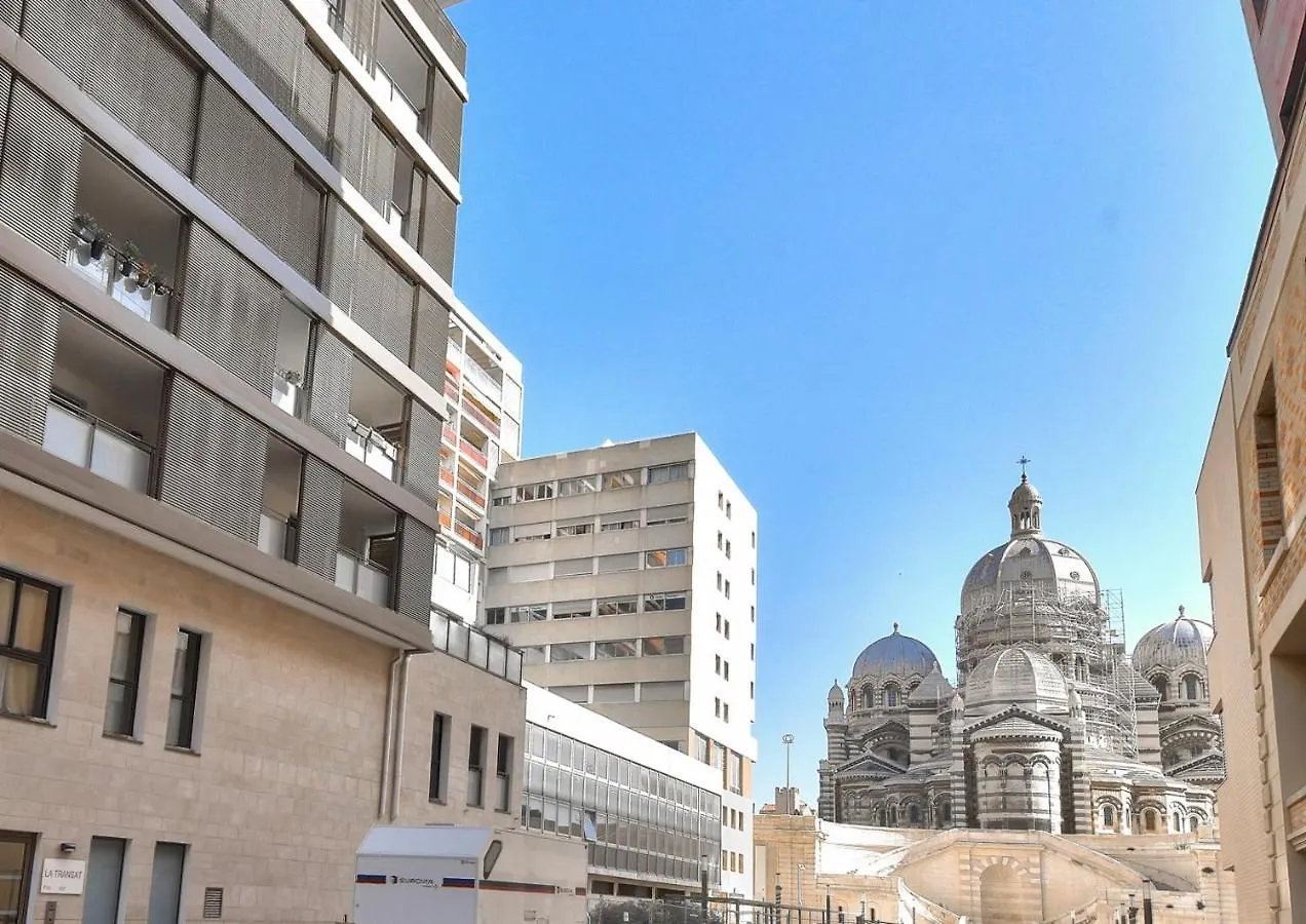Apartment Charmant T1 Avec Terrasse Vue Sur La Major Marseille